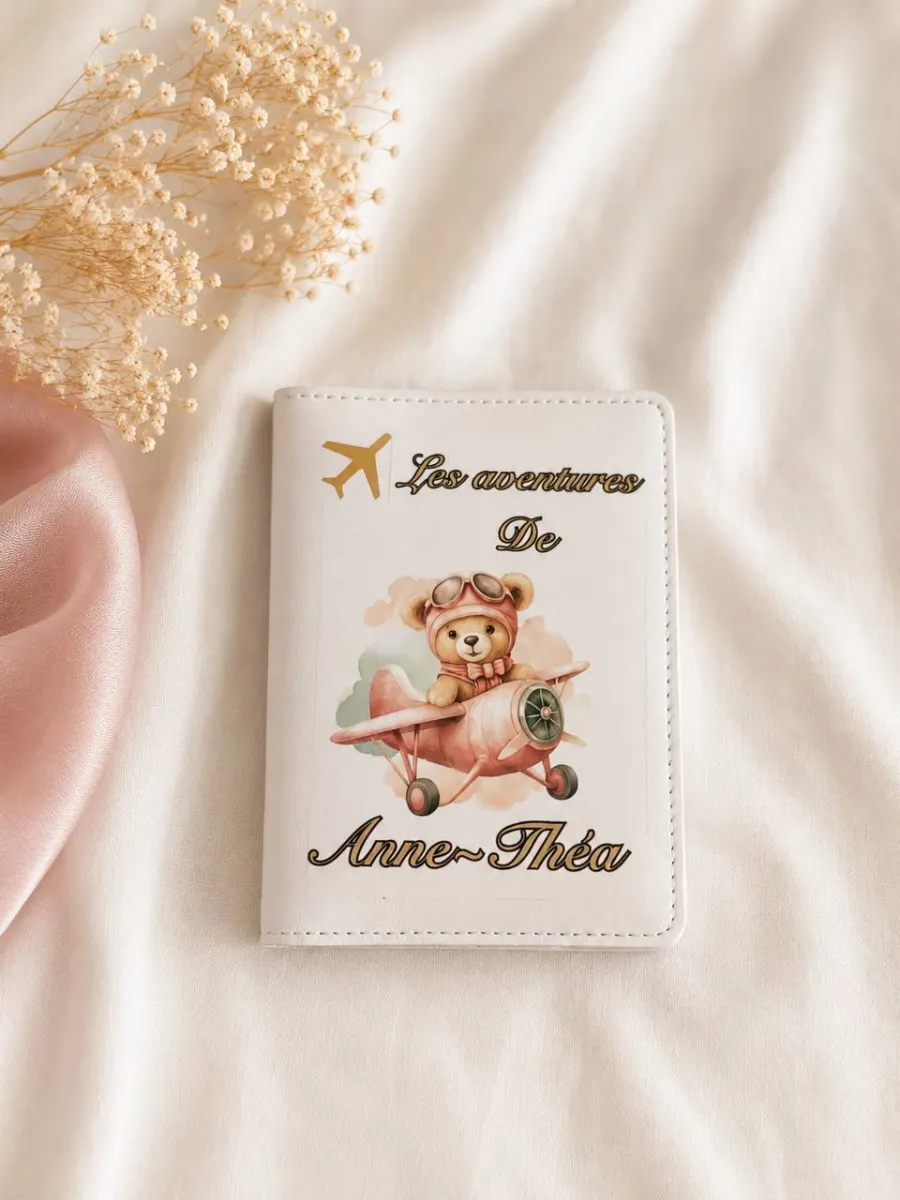 Étui passeport bébé « Aventures »